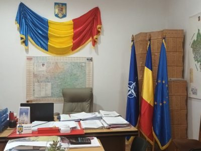 Drapele de interior